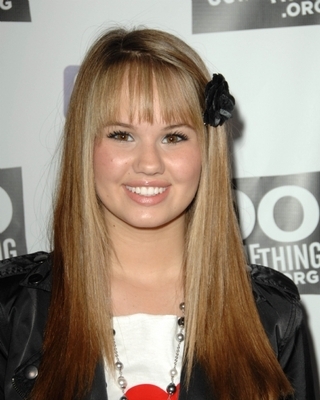 debby-ryan-397133l-poza