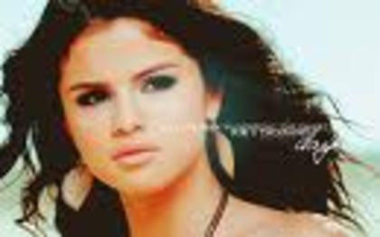 Selena Gomez - Concurs 3