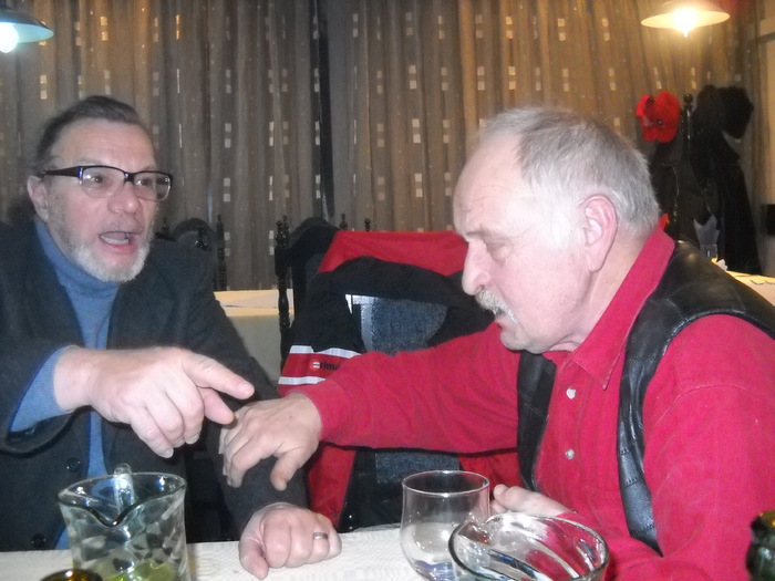 lasa-le jos ca te lauzi - 0000000-FESTIVITATE de PREMIERE PORUMBEI