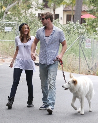  - x Takes Dog for a walk in LA -  26th June