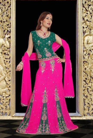 UIEWGVMWABQMKSDBMZG - date si poze despre SAREE-URI indiene