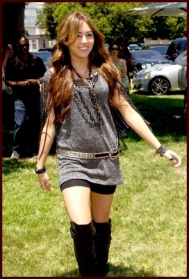 Miley (15)