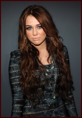 Miley (22)