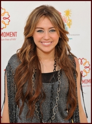 Miley (28)