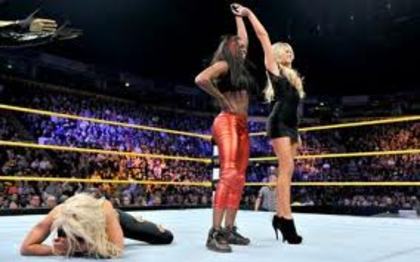 images (24) - Meciuri Kelly Kelly