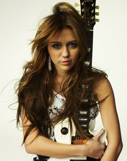 Miley (24) - Glamour Magazine