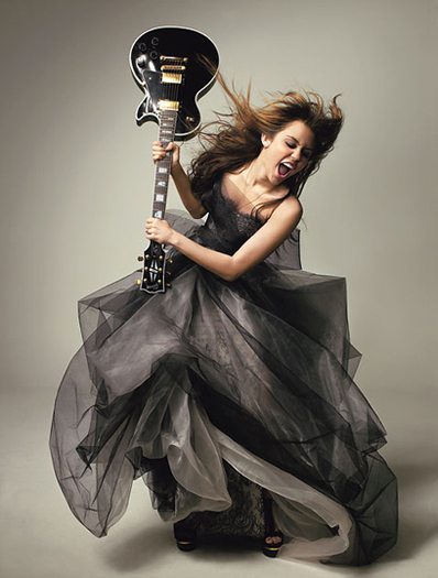 Miley (48) - Glamour Magazine