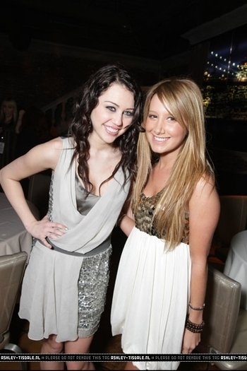 Miley and Ashley (8)