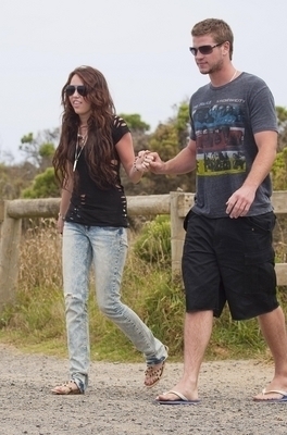 Miley and Liam (13) - Miley and Liam