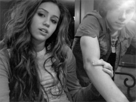 Miley and Nick (19)