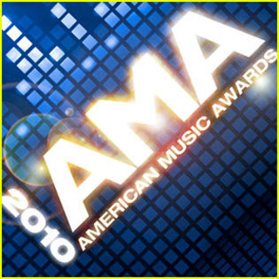 American Music Awards 2010  (26) - Miley at AMA 2010
