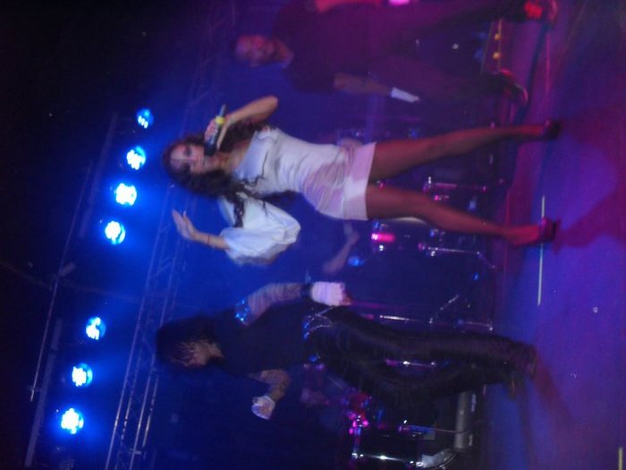 verfv9 - 00 Anahi