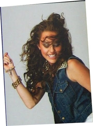 Miley (9)