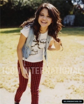 Selena (2) - Selly Gomez