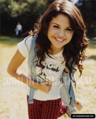 Selena (4) - Selly Gomez