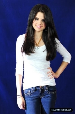Selena (19) - Selena Gomez