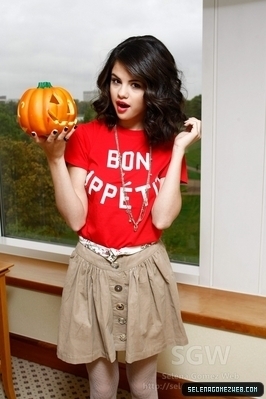 Selena (51) - Selena Gomez