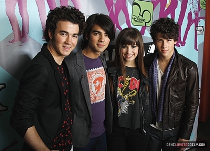 normal_001 - JUNE12TH - Camp Rock Press Junket