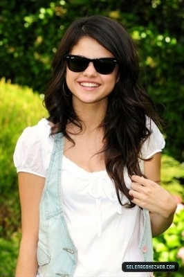 Selena (53) - Selena Gomez