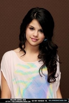 Selena (77) - Selena Gomez