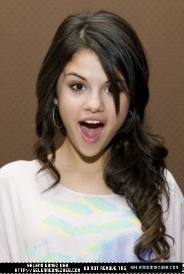Selena (78) - Selena Gomez