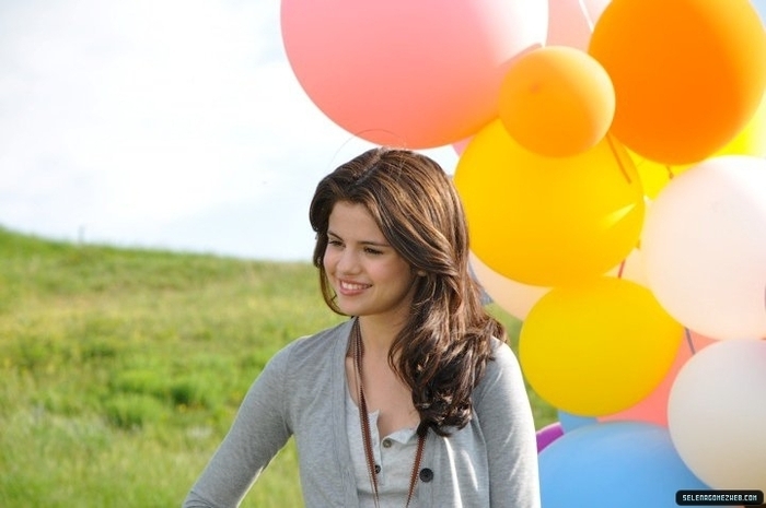 Selena (50) - Selena Gomez