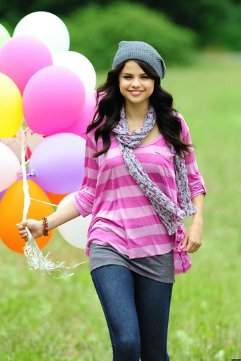 Selena (53) - Selena Gomez
