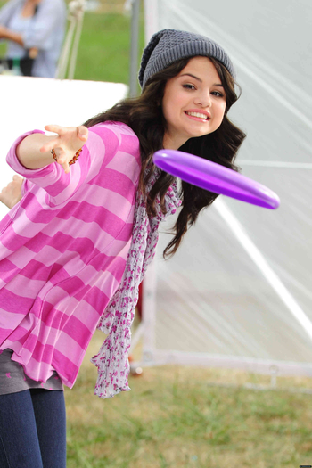 Selena (61) - Selena Gomez