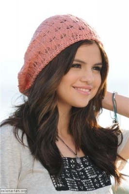 Selena (89) - Selena Gomez