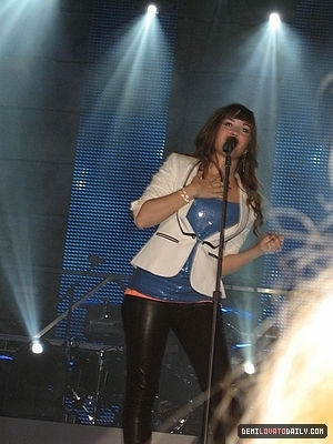 normal_017 - MAY 3RD - Disney Channel Games Concert