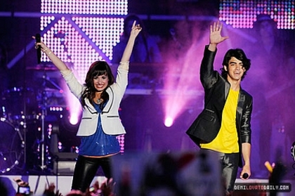 normal_026 - MAY 3RD - Disney Channel Games Concert