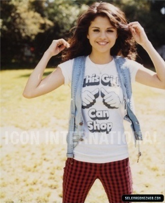 Selena (9) - Selena Gomez