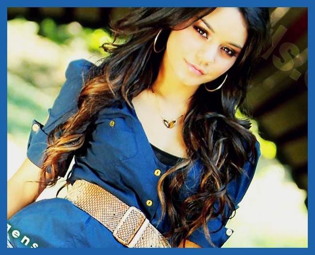 Vane-vanessa-anne-hudgens-16336933-874-707