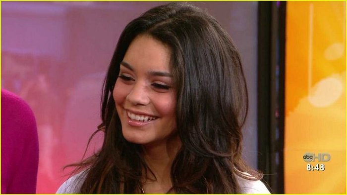 Vanessa (21) - Vanessa Hudgens