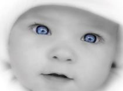 bebe cu ochisirii lui frumosi (2voturi) - concurs 5