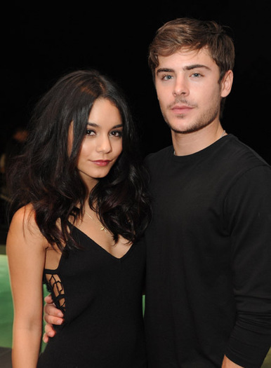 Vanessa & Zac (8) - Vanessa and Zac