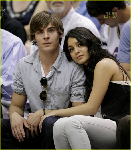 Vanessa & Zac (29)