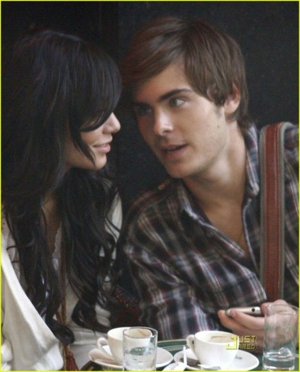 Vanessa & Zac (53)