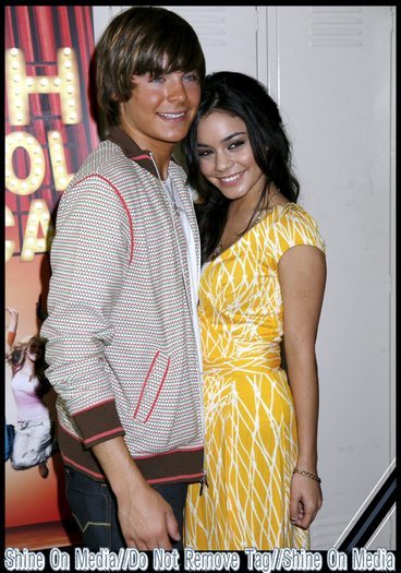 Vanessa & Zac (56)