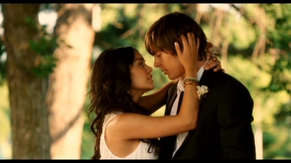 Vanessa & Zac (100)