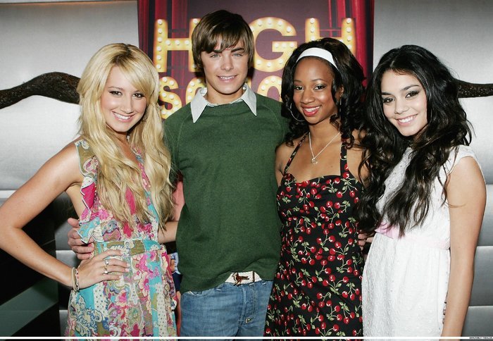 HSM (52) - High School Musical