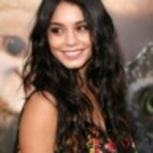 Vanessa Hudgens - (2) - poze vanessa anne hudgens