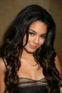 hudgens_11 - poze vanessa anne hudgens