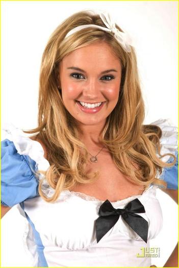 Tiffany-Thornton-590799,937710 - o0o0t poze tiffany thorton o0o0t