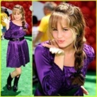 26702425_MCSUOWMMB - Debby Ryan