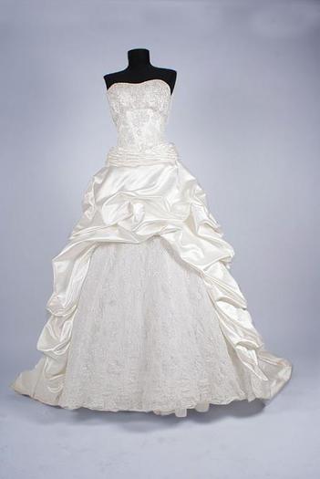 rochie-de-mireasa-M1668jpg - poze cu rochi de mireasa
