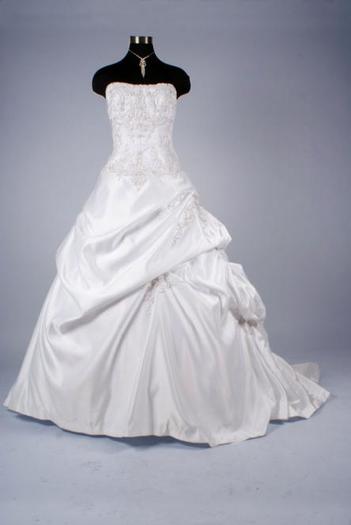 rochie-de-mireasa-MO252