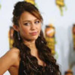 Miley-Cyrus-isi-lanseaza-ultimul-album-in-iunie 82759