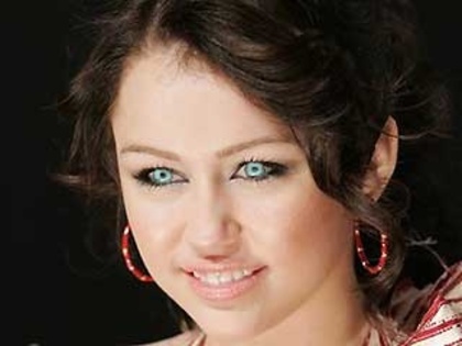 Copy of erdftghyj9kjyfdewxt6rt