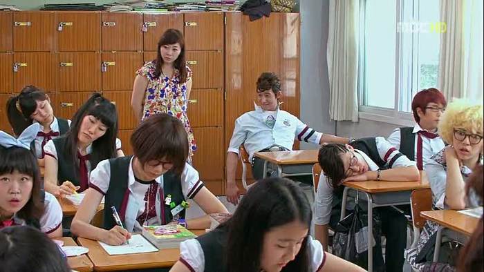 kiss1-00031 - Playful Kiss